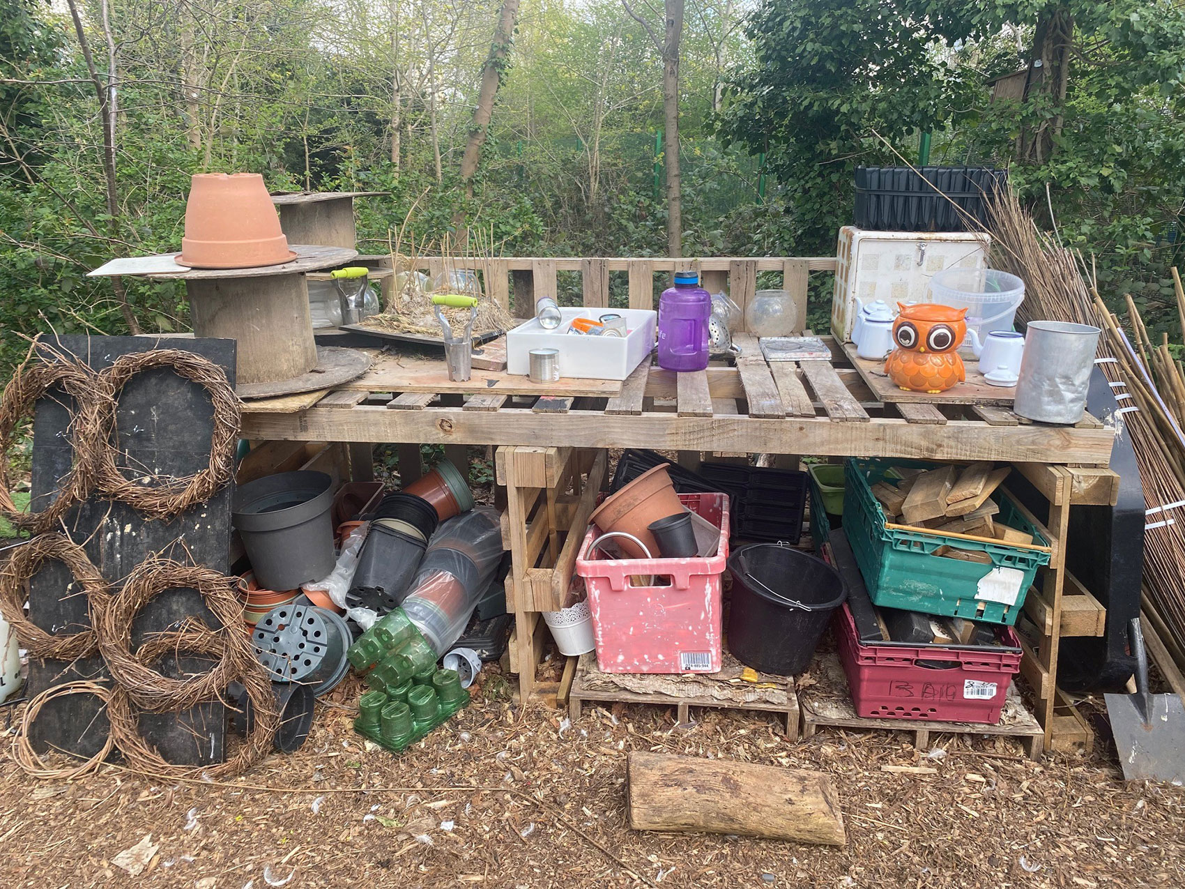 Neg Earth joins in on Forest School fun with Be Wilder Education